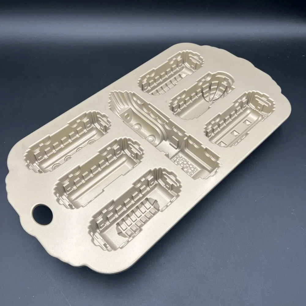 Nordic Ware Nordic Express Train Gold Cakelet Mini Cake Baking Pan Mold USA